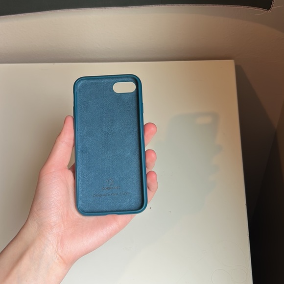 iPhone SE, 6, 6s, and 7 case, 3 cases all in perfect condition free shipping - Picture 5 of 8